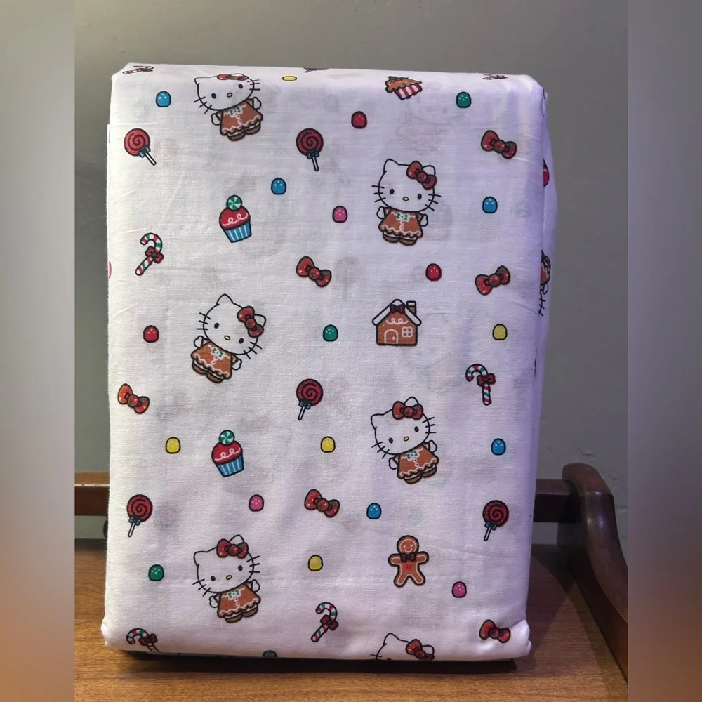 Hello Kitty Sweet Treats 4 Piece Queen Sheet Set Made By Sanrio NWTS